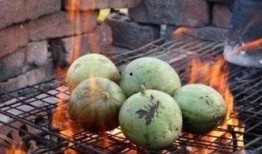 泰国网红吃瓜视频,趣味视频引网友热议