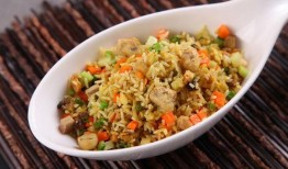 爆料牛肉炒饭怎么做视频,一招解锁美味秘诀